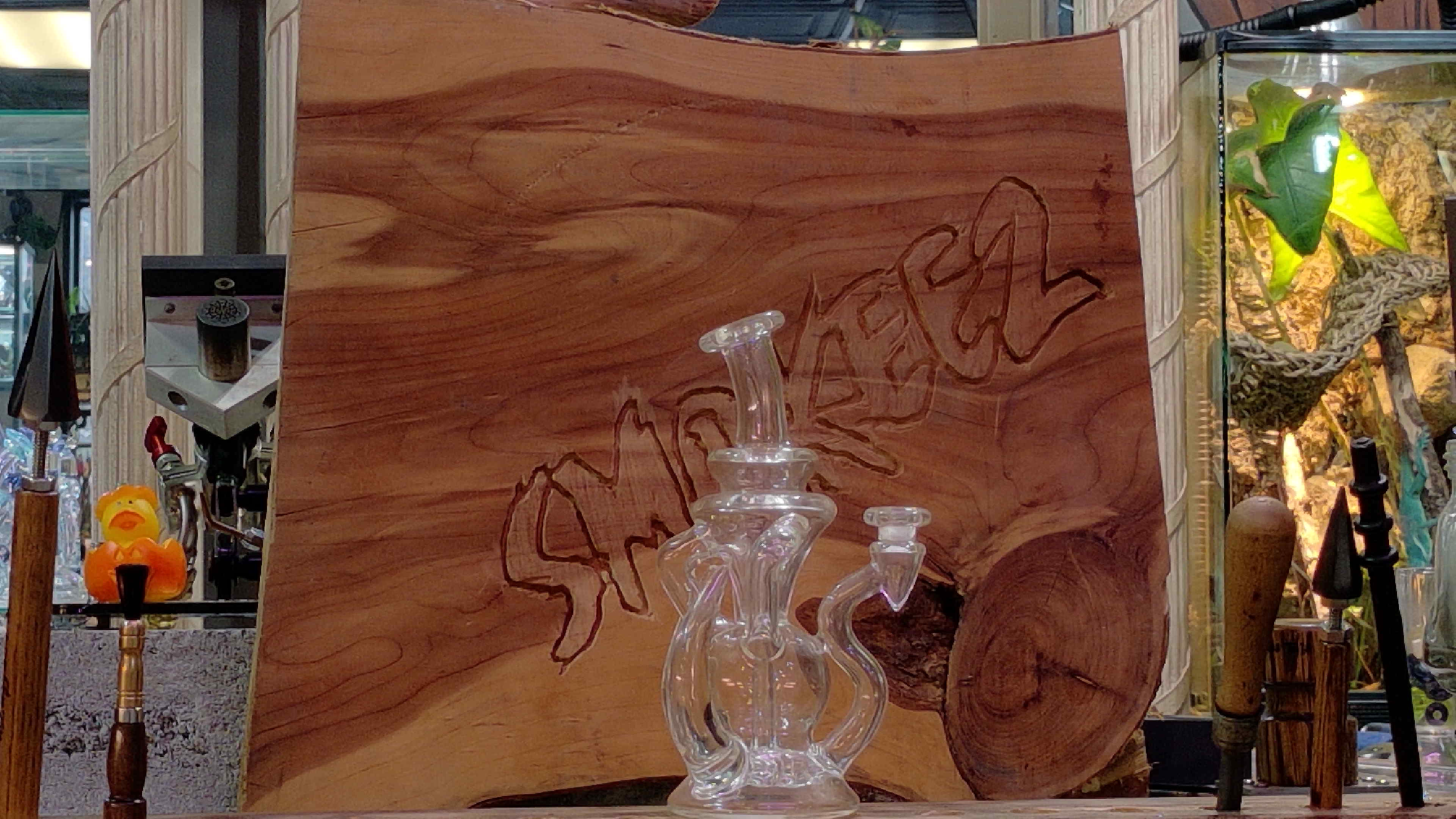 JowdieGlass Klein w Horns